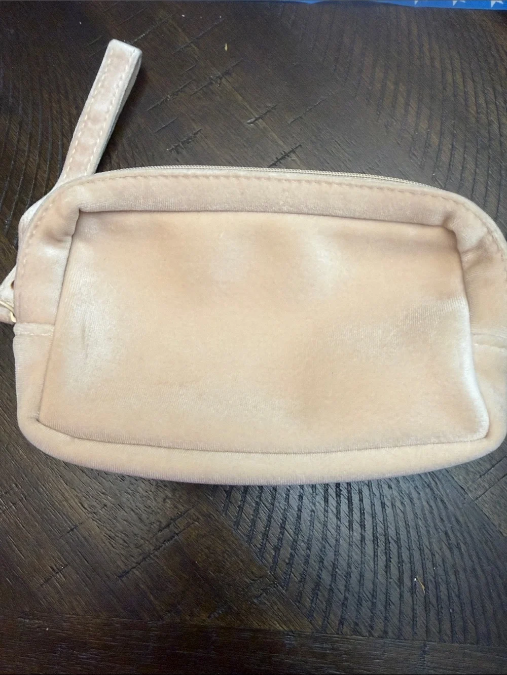 Source Unknown Pink Velvet & Cream Bouclé Cosmetic Pouch Set